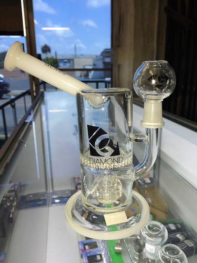 Tobacco Shop «Atlantic Smoke Shop», reviews and photos, 375 Atlantic Ave #104, Long Beach, CA 90802, USA