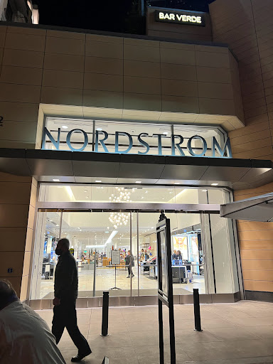 Department Store «Nordstrom at the Americana at Brand», reviews and photos, 102 Caruso Ave, Glendale, CA 91210, USA