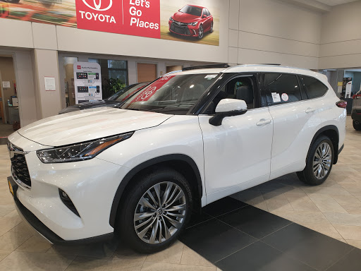 Toyota Dealer «Rudy Luther Toyota», reviews and photos, 8805 Wayzata Blvd, Golden Valley, MN 55426, USA
