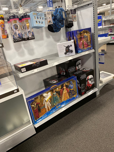 Electronics Store «Best Buy», reviews and photos, 1 Garden State Plaza Blvd, Paramus, NJ 07652, USA