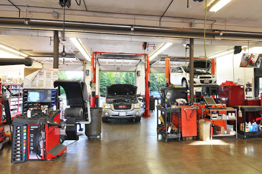 Car Repair and Maintenance «AAA Car Care Plus: Dublin West», reviews and photos, 6600 Perimeter Loop Rd, Dublin, OH 43017, USA