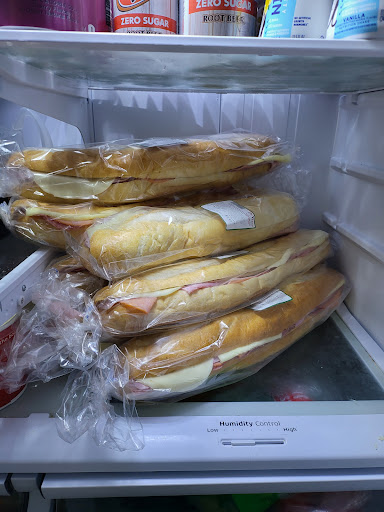 Italian Grocery Store «DeVitis Fine Italian Foods», reviews and photos, 560 E Tallmadge Ave, Akron, OH 44310, USA