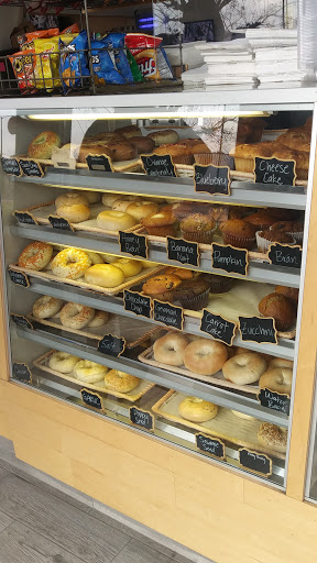 Donut Shop «Miss Donut & Bakery», reviews and photos, 331 N State College Blvd, Fullerton, CA 92831, USA