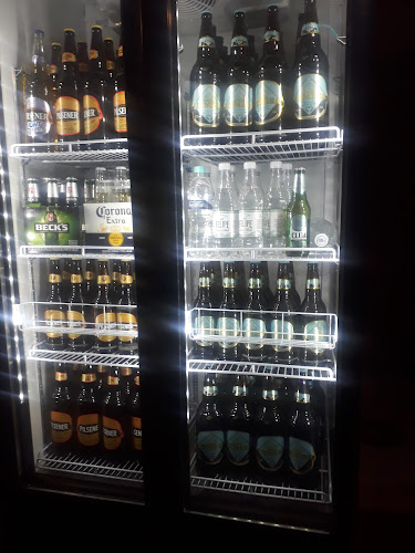 EL REFUGIÓ BAR KARAOKE