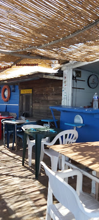 Atmosphère du Restaurant de fruits de mer Les copains d'abord à Sète - n°5