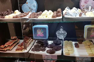 Bomboneria A LOS MANDARINES - Café y Chocolates image