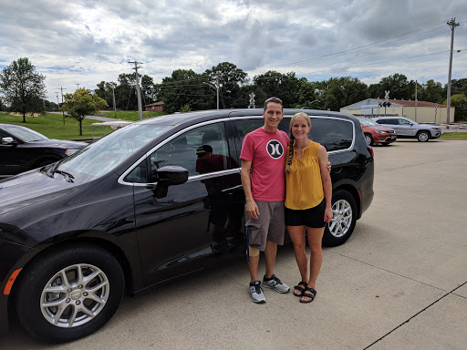 Car Dealer «McClane Motor Sales Inc», reviews and photos, 702 E Jourdan St, Newton, IL 62448, USA