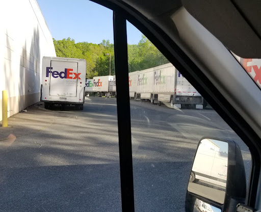Mailing Service «FedEx Ground», reviews and photos, 300 Centreport Pkwy, Fredericksburg, VA 22406, USA