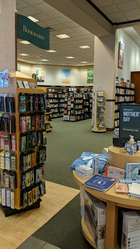 Barnes & Noble