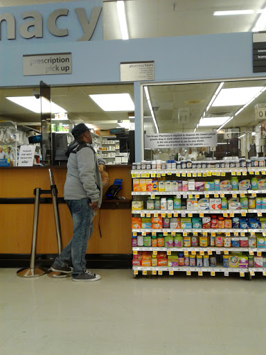 Grocery Store «Kroger», reviews and photos, 1525 Madison Ave, Covington, KY 41011, USA