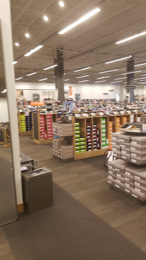 Shoe Store «DSW Designer Shoe Warehouse», reviews and photos, 7321 Lake St, River Forest, IL 60305, USA