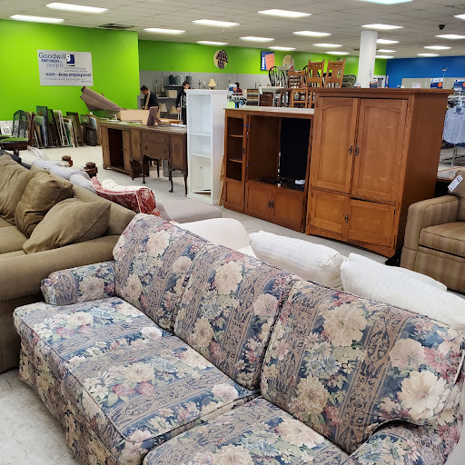 Charity «Goodwill Shawnee», reviews and photos