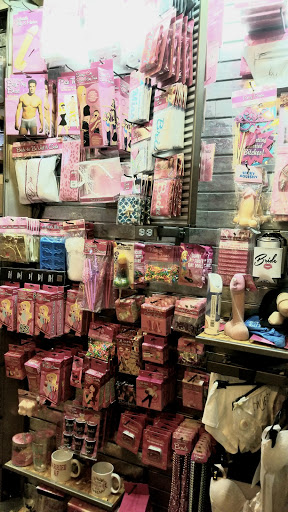 Gift Shop «Spencer Gifts», reviews and photos, 1229 Lloyd Center, Portland, OR 97232, USA