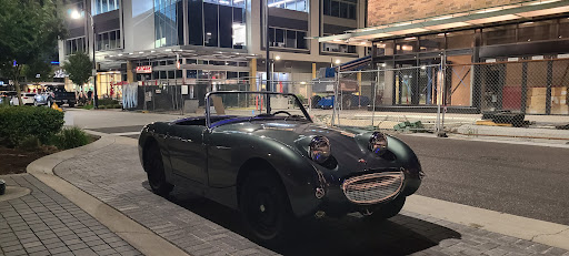 Car Dealer «Bickmore Auto Sales», reviews and photos, 2020 E Powell Blvd, Gresham, OR 97080, USA