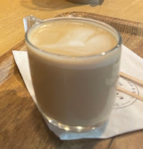 Latte du Restaurant servant le petit-déjeuner Milk Shop à Avignon - n°3