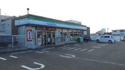 ファミリーマート 綾瀬小園西店