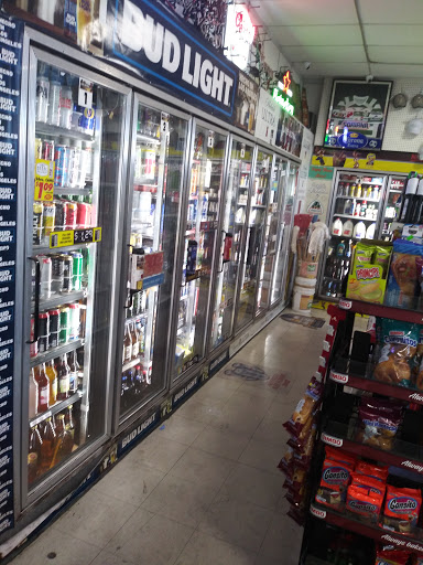 Grocery Store «7 10 Market», reviews and photos, 3500 Martin Luther King Jr Blvd, Lynwood, CA 90262, USA