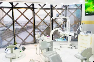 Brilliant Dental & Derma & Laser Clinics عيادات بريلينت للأسنان و الجلدية والتجميل و الليزر image