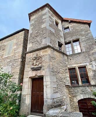 Maison de Saint Georges à Chateauneuf