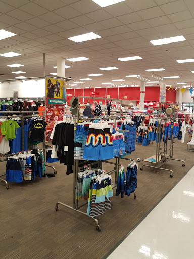 Department Store «Target», reviews and photos, 3850 Hempstead Turnpike, Levittown, NY 11756, USA
