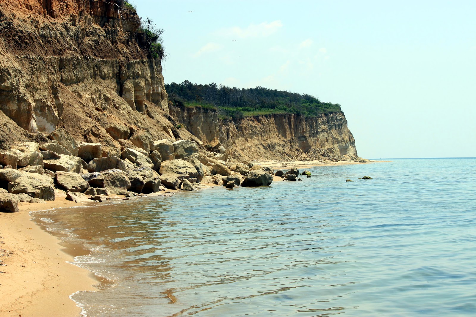 Photo of Gulcavus beach and the settlement