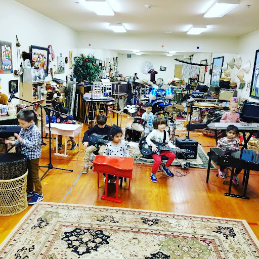Day Care Center «Montessori & Music Daycare Center», reviews and photos, 1200 S Lake St, Mundelein, IL 60060, USA