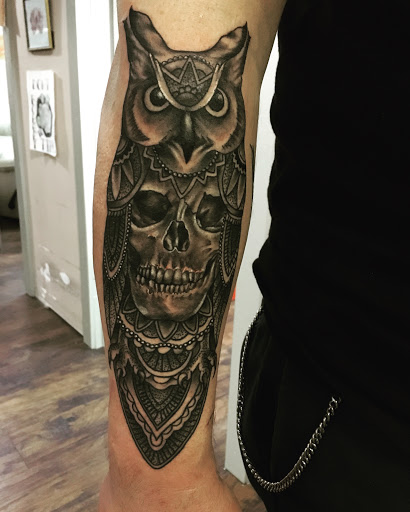 Explore ovarian cancer tattoo ideas, creative tattoo ideas in Kingsford, available at Deft Tattoo Studio
