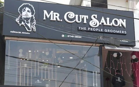 Mr.Cut Salon Family Makeover Vaikom image