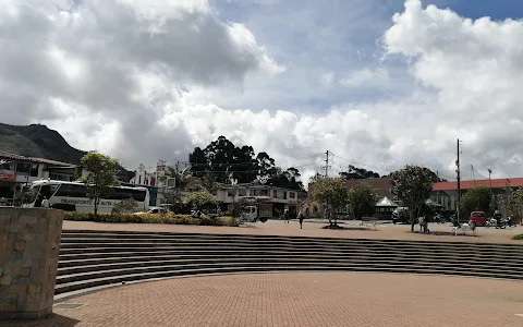 Parque Plazuela de Henao image