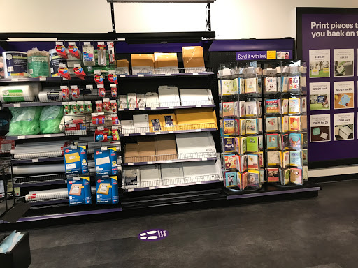 Print Shop «FedEx Office Print & Ship Center», reviews and photos, 240 N Denton Tap Rd #470, Coppell, TX 75019, USA