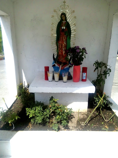 Altar De La Virgen