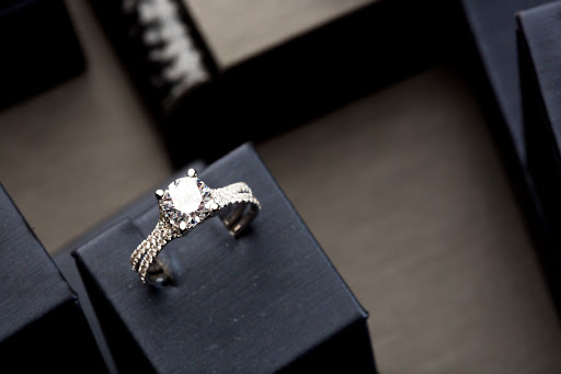 Jeweler «Heritage Jewelers», reviews and photos, 1115 E 9th St, Lockport, IL 60441, USA