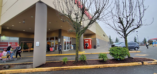 Grocery Store «Fred Meyer», reviews and photos, 17404 Meridian E, Puyallup, WA 98375, USA