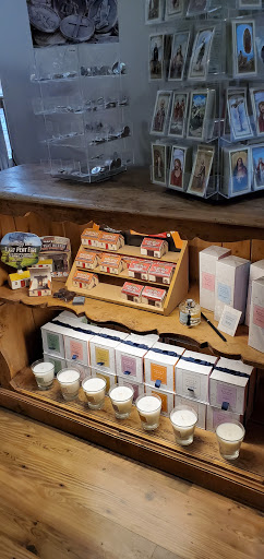 Irish Goods Store «Oxford Hall Celtic Shop», reviews and photos, 233 Bridge St, New Cumberland, PA 17070, USA