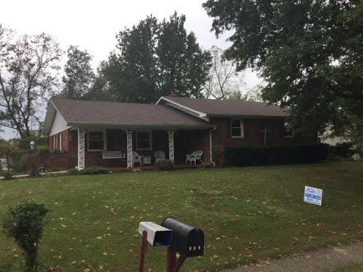 Roofing Contractor «DWC Roofing Co.», reviews and photos, 1052 Greenwood Springs Blvd d, Greenwood, IN 46143, USA