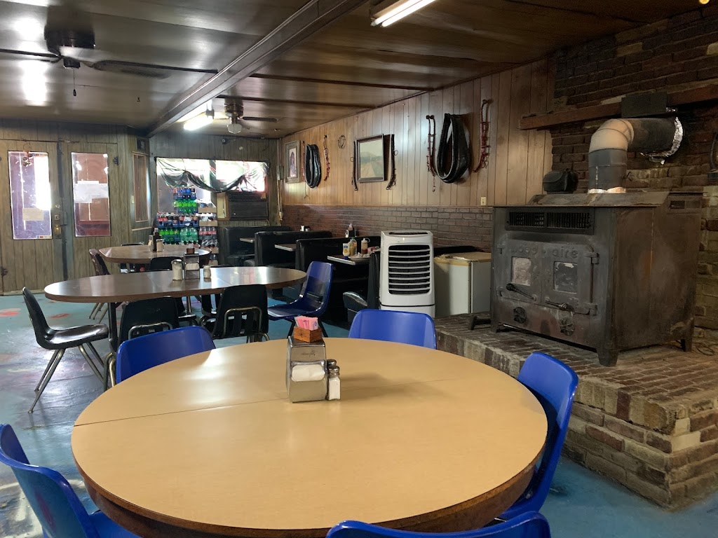 Jim & Lila's Cafe 67122