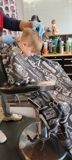 Barber Shop «Carew Cuts Barber Shop», reviews and photos, 806 E Center St, Kingsport, TN 37660, USA