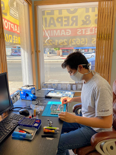 Tech Builders Computer Repair image