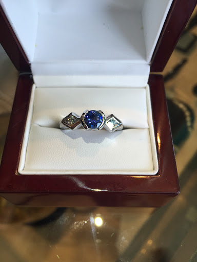Jeweler «Muhl Jewelers», reviews and photos, 1130 Orange Ave, Coronado, CA 92118, USA