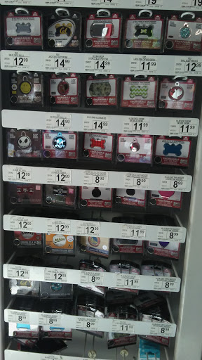 Pet Supply Store «Petco Animal Supplies», reviews and photos, 161 Plaza Dr, Vallejo, CA 94591, USA