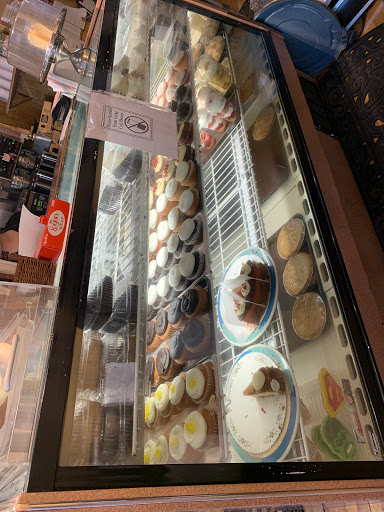 Bakery «Make My Cake», reviews and photos, 2380 7th Ave, New York, NY 10030, USA