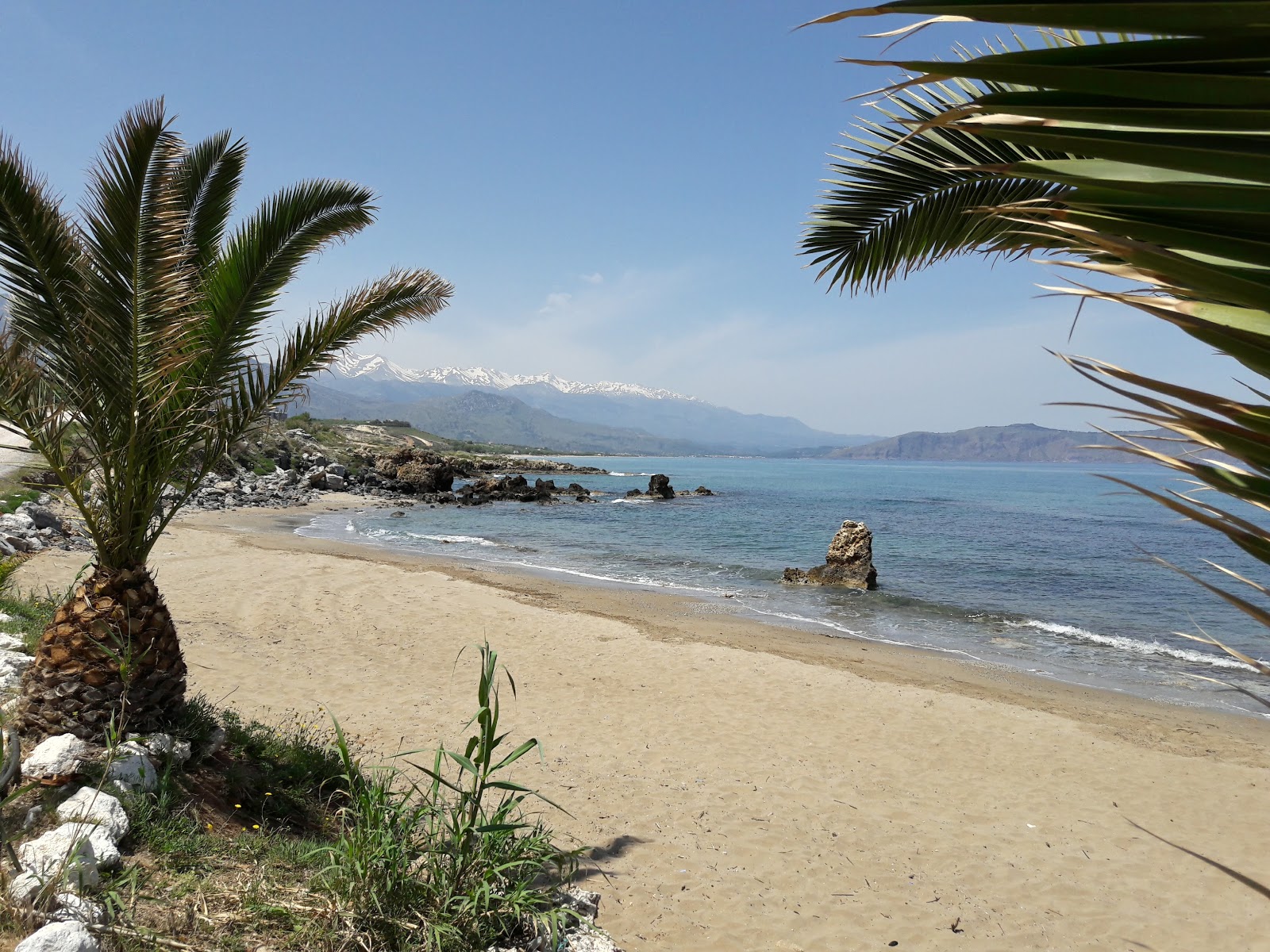 Petres beach II'in fotoğrafı kısmen tatil bölgesi