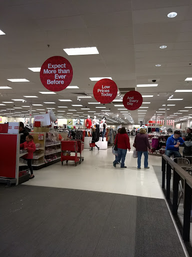Department Store «Target», reviews and photos, 1441 Coral Ridge Ave, Coralville, IA 52241, USA