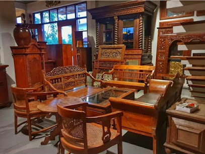 Jual Furniture Antik di Kota Surabaya