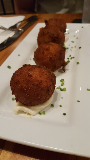 Restaurant «Browndog Treats, Drinks, & Eats», reviews and photos, 120 E Main St, Northville, MI 48167, USA