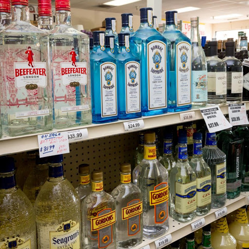 Liquor Store «Foremost Liquors», reviews and photos, 20606 Milwaukee Ave, Deerfield, IL 60015, USA