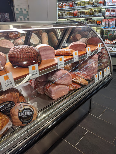 Shopping Mall «Uptown Shopping Center», reviews and photos, 2364 W Burnside St, Portland, OR 97210, USA