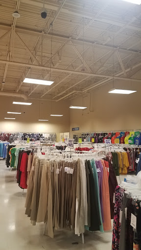 Discount Store «Roses», reviews and photos, 3250 W 65th St, Cleveland, OH 44102, USA