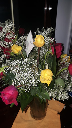 Florist «Elite Floral & Gift Shoppe», reviews and photos, 504 N Alafaya Trail #109, Orlando, FL 32828, USA