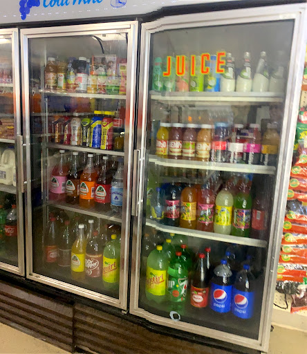 Grocery Store «Parkview Market», reviews and photos, 515 S Cardinal Ave, Stockton, CA 95215, USA